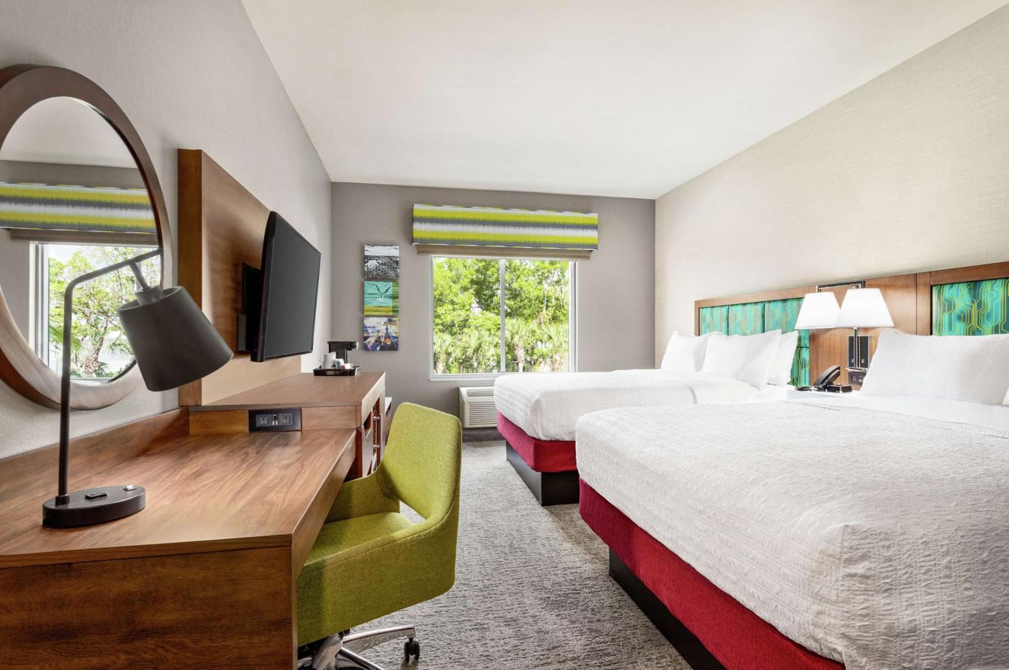 Hampton Inn & Suites Miami, Kendall, Executive Airport Country Walk Exterior photo