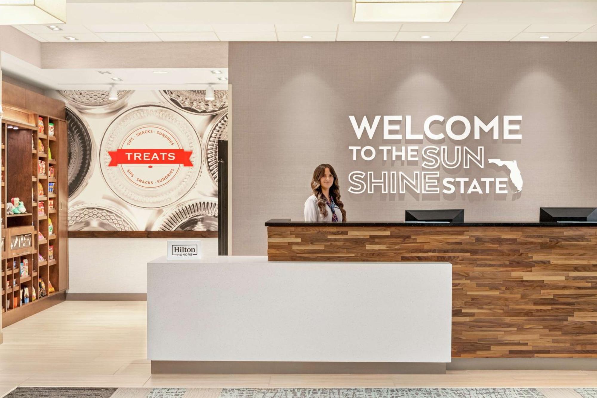 Hampton Inn & Suites Miami, Kendall, Executive Airport Country Walk Exterior photo